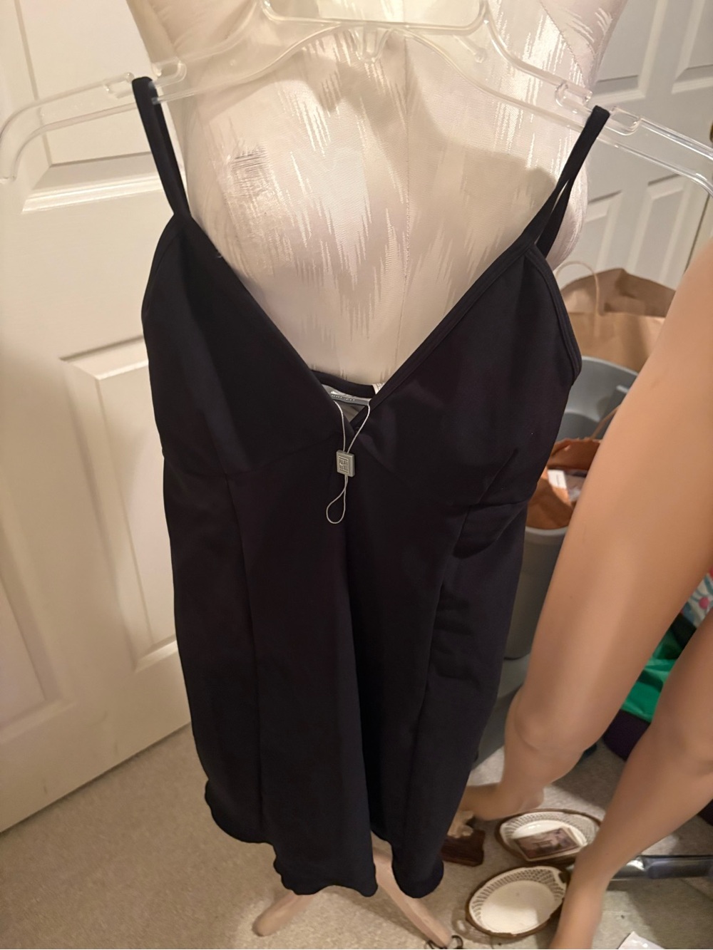 Nike tennis Black Dress M (8-10) new. *** did not hold dye lot*** $135